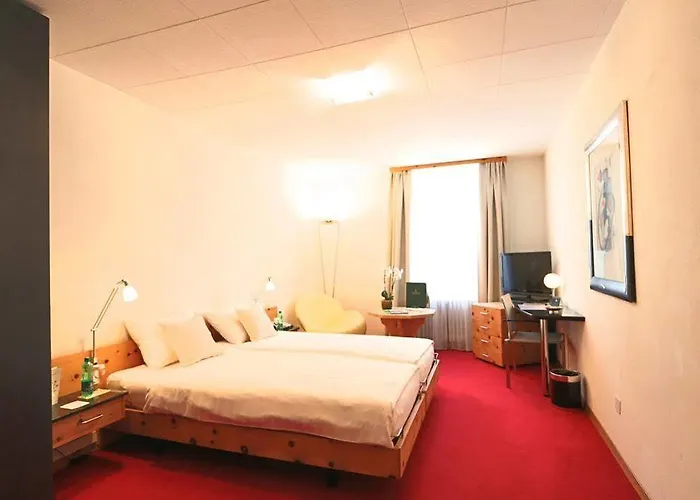 Boutique Hotel Eden 3*