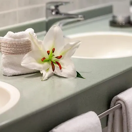 Boutique Hotel Eden 3*