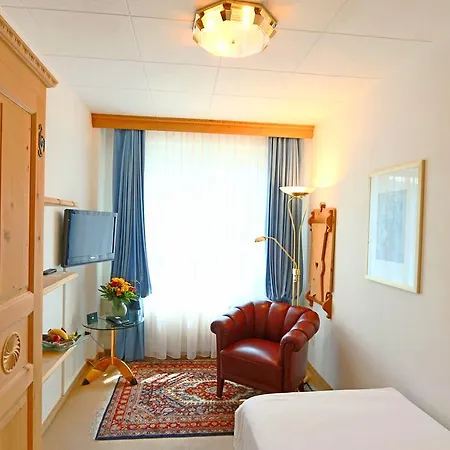 Boutique Hotel Eden 3*