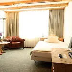 Boutique Eden Hotel 3*